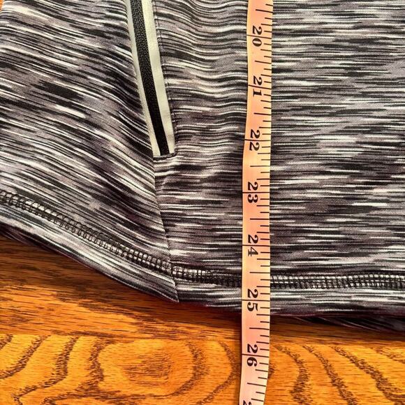 Spyder Active Womens Sz L Long Sleeve Grey & Black Cowl Neck Shirt Fleece lined - Picture 11 of 13